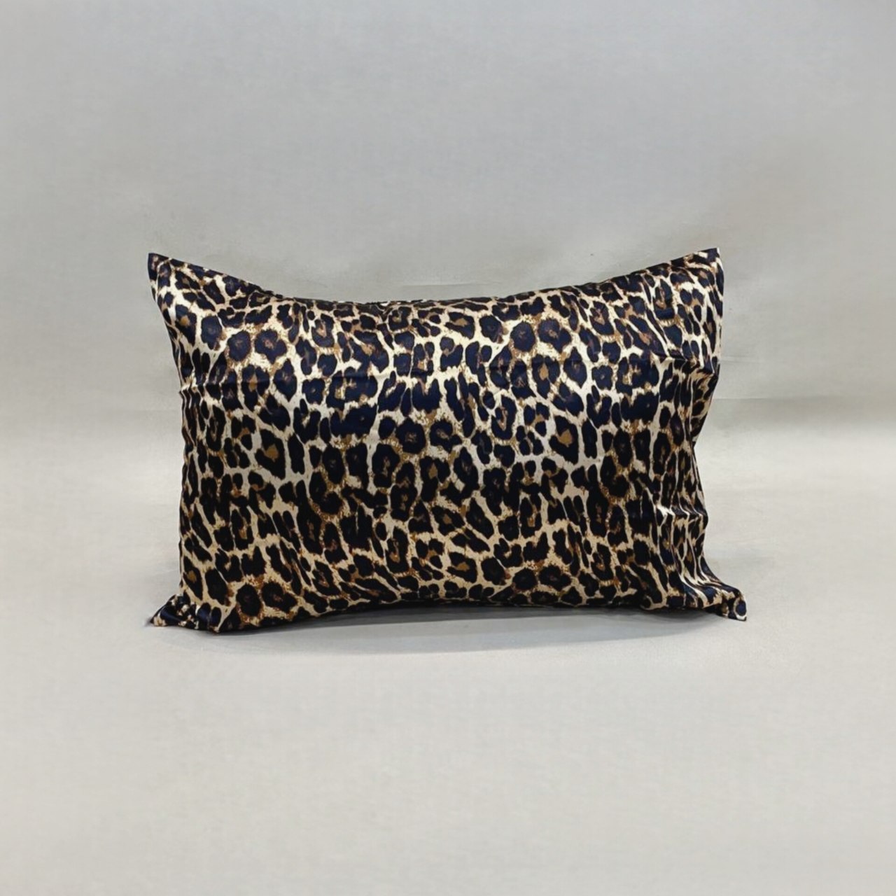 روبالشی ساتن ببری